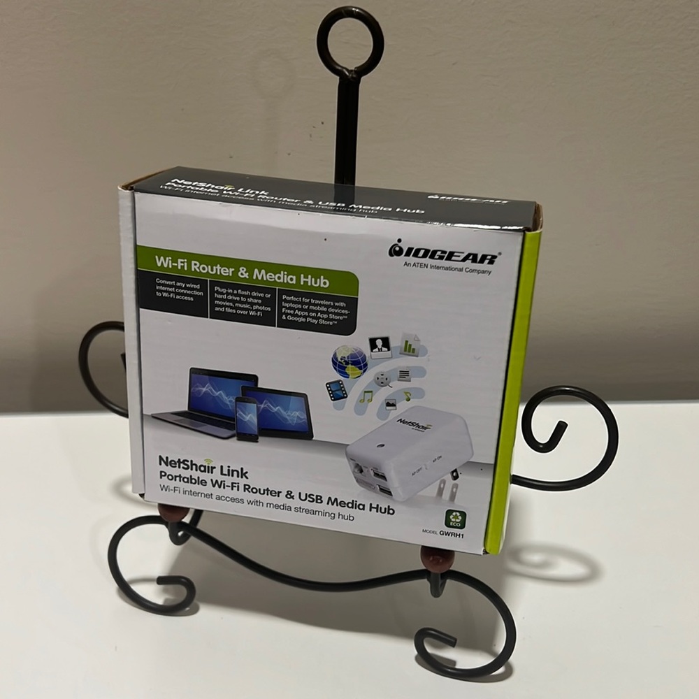 IOGear WiFi Router & Media Hub